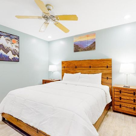 Smoky Mountain Castle Caretaker'S Apartment Sevierville Extérieur photo