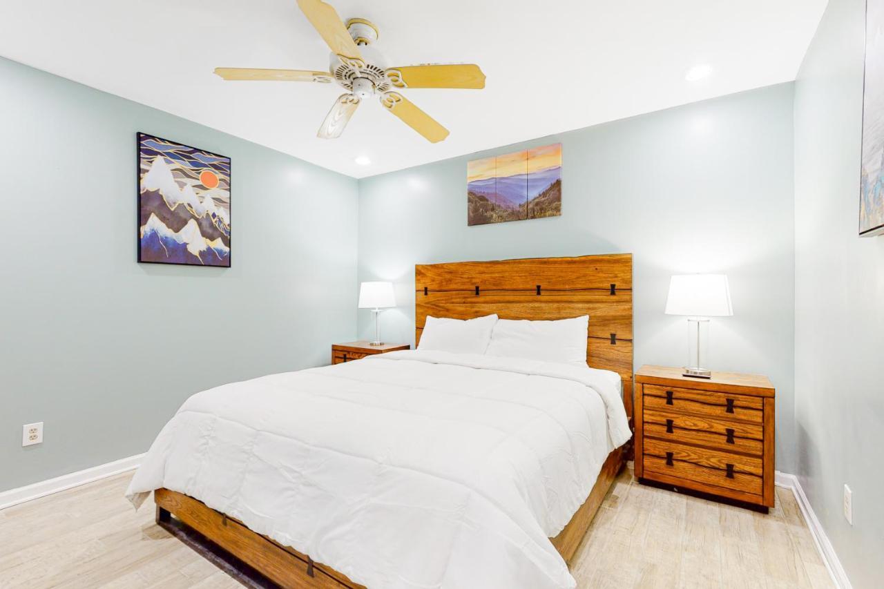 Smoky Mountain Castle Caretaker'S Apartment Sevierville Extérieur photo
